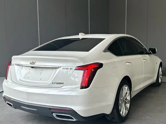 Cadillac CT5 — Фото автомобиля 6