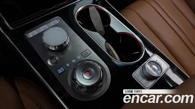 Genesis GV80 — Фото автомобиля 12