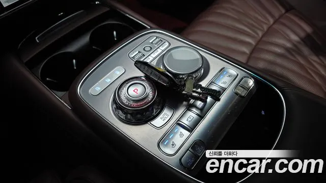 Genesis G90 Бензин 3.5 Turbo 2WD — Фото автомобиля 9