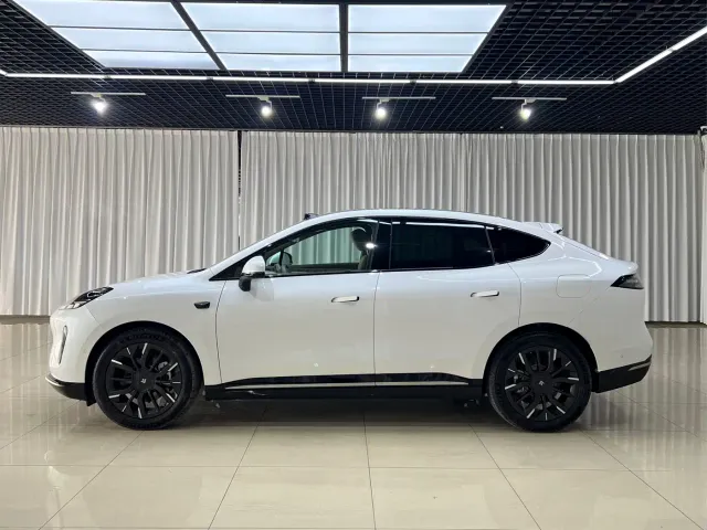GAC Hyptec HT — Фото автомобиля 3