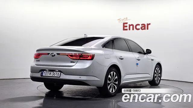 Renault Korea SM6 — Фото автомобиля 2