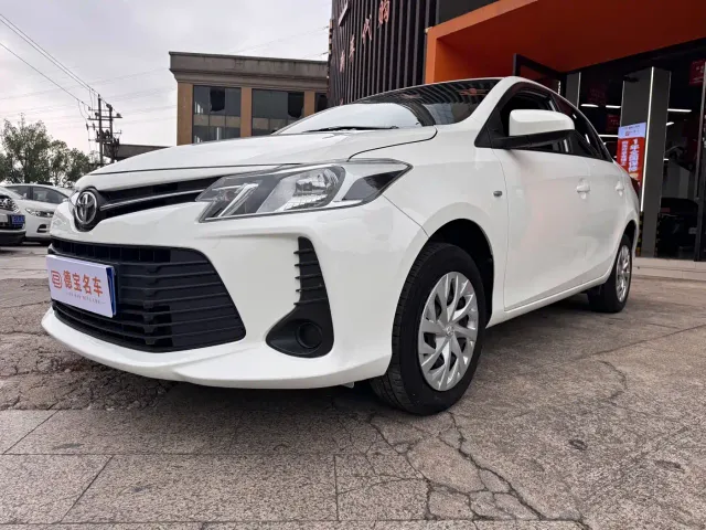 Фотография автомобиля — Toyota Vios