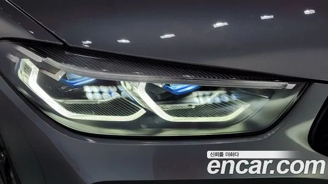 BMW 8 Series G15 — Фото автомобиля 7