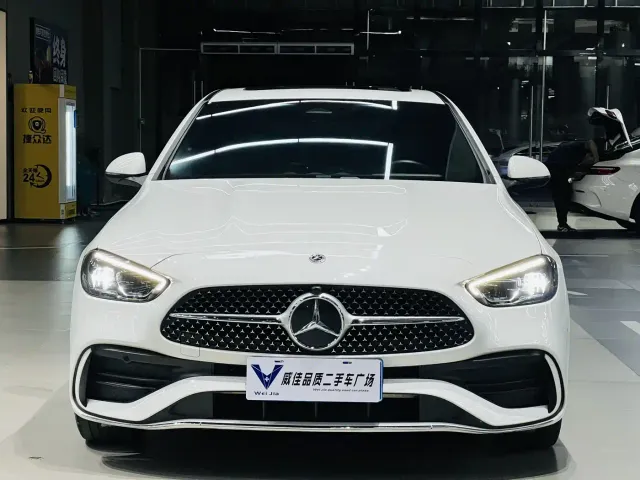 Mercedes-Benz C-Class — Фото автомобиля 2