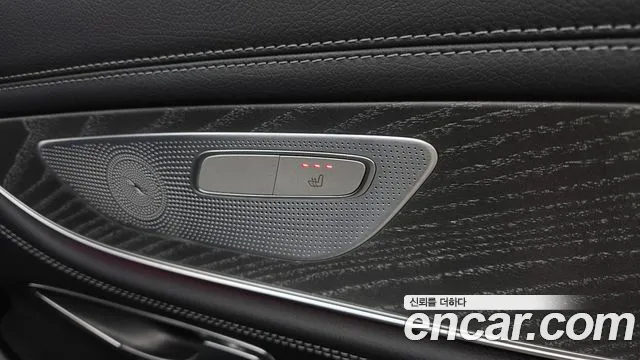 Mercedes-Benz AMG GT 4 двери 43 4MATIC+ — Фото автомобиля 25