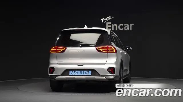 Kia Niro Niro Plus Air — Фото автомобиля 4