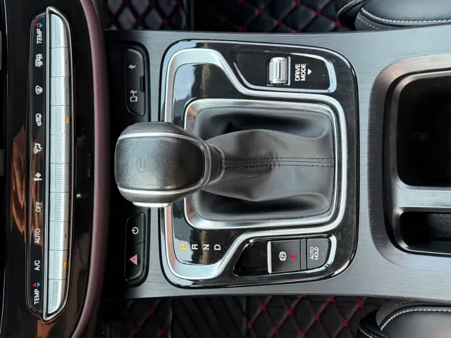 GAC Trumpchi M6 — Фото автомобиля 12