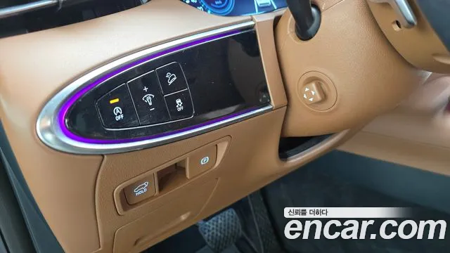 Genesis GV70 — Фото автомобиля 18