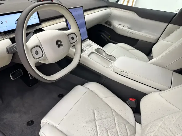 NIO NIO ET7 2022 100kWh Launch Edition — Фото автомобиля 5