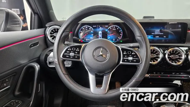Mercedes-Benz A-Class W177 — Фото автомобиля 13