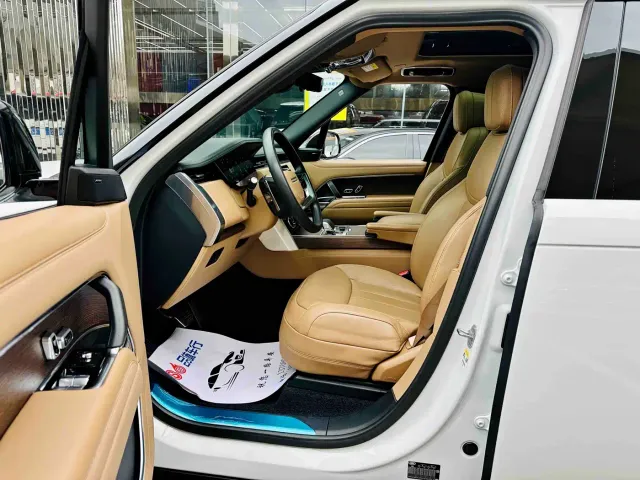 Land Rover Range Rover — Фото автомобиля 5