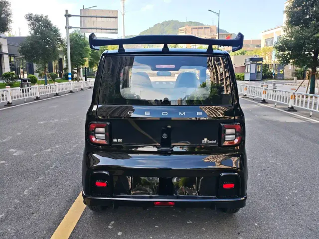Geely Panda — Фото автомобиля 6