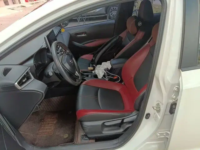 Toyota Corolla — Фото автомобиля 11