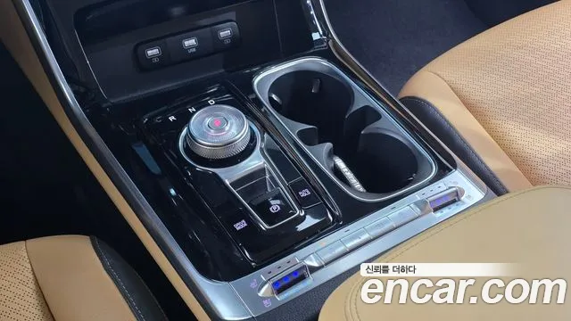 Kia Canival Carnival 4 поколение Дизель 9 мест Signature — Фото автомобиля 9