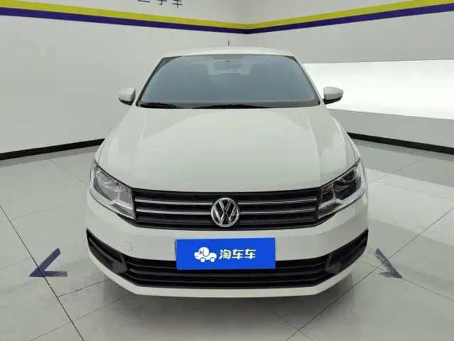 Volkswagen Santana — Фото автомобиля 2