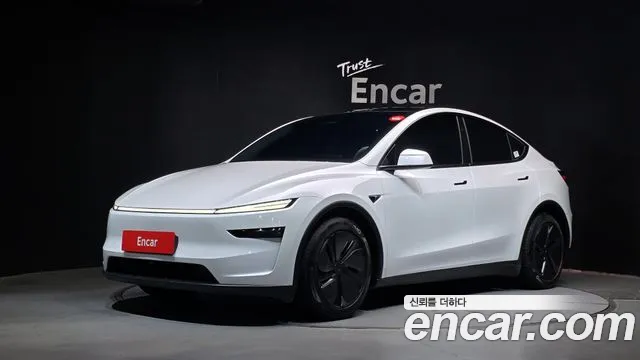 Фотография автомобиля — Tesla Model Y