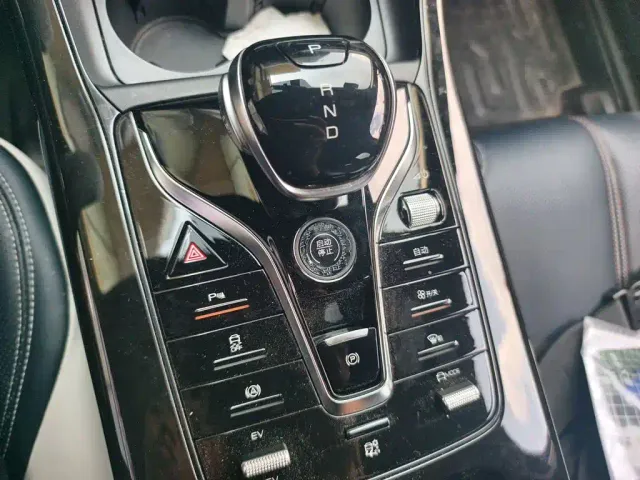 BYD Qin PLUS — Фото автомобиля 10