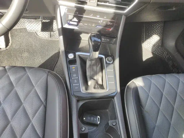 Volkswagen Sagitar — Фото автомобиля 10