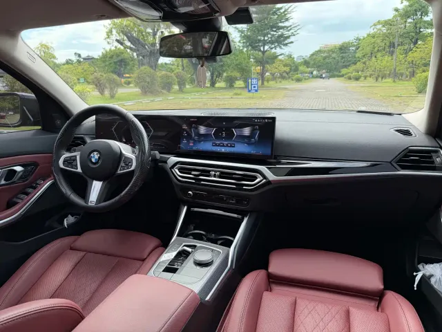 BMW 3 Series — Фото автомобиля 12