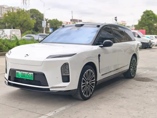 Фотография автомобиля — Nio ES8