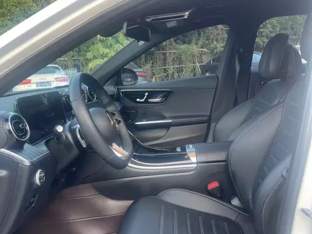 Mercedes-Benz C-Class — Фото автомобиля 4