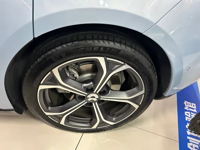 Nio ET5 Touring — Фото автомобиля 19
