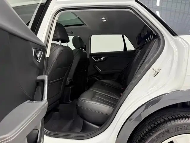 Audi Q2L — Фото автомобиля 13