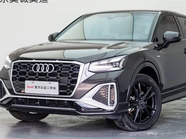 Audi Q2L — Фото автомобиля 20
