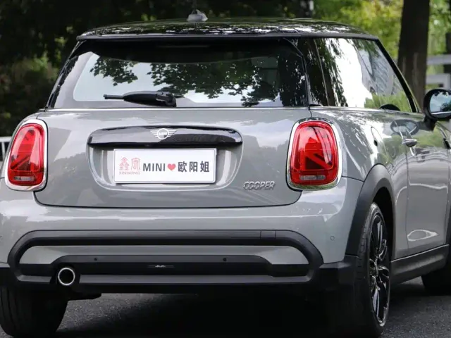 MINI Hatch — Фото автомобиля 4