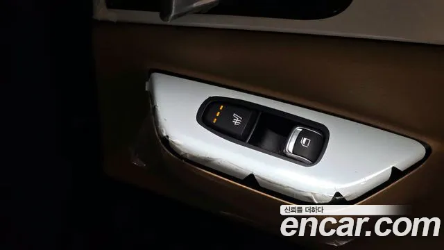 Kia Canival Carnival 4 поколение 9 мест Prestige — Фото автомобиля 19