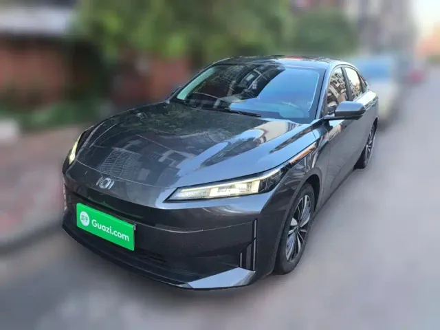 Фотография автомобиля — Changan Qiyuan A05
