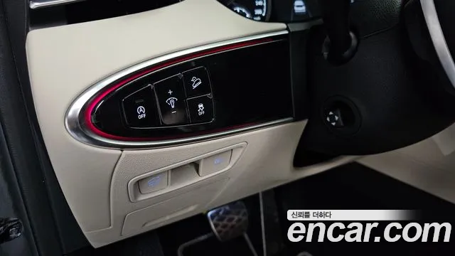 Genesis GV70 — Фото автомобиля 22