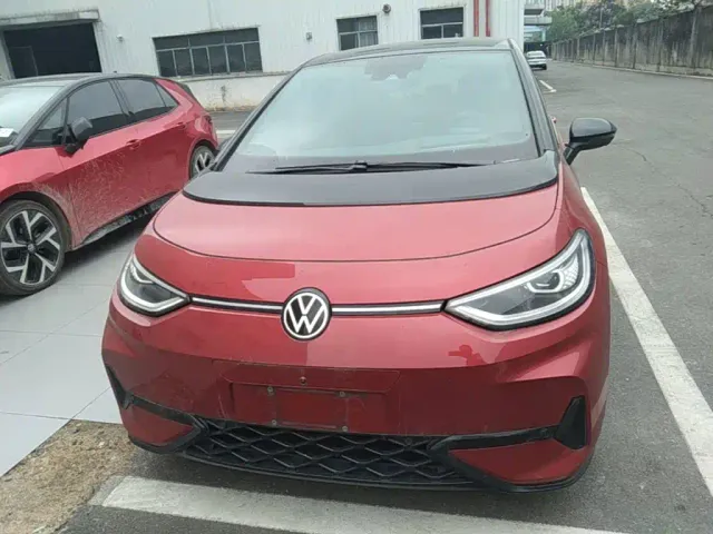 Volkswagen ID.3 — Фото автомобиля 2