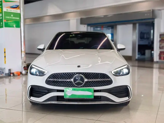 Mercedes-Benz C-Class — Фото автомобиля 2