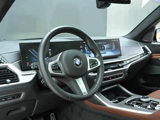 BMW X7 — Фото автомобиля 7