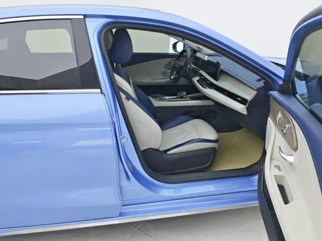 Chery Arrizo 8 — Фото автомобиля 8