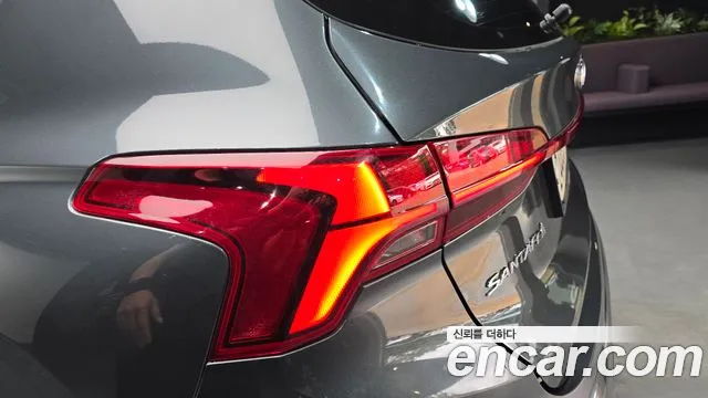 Hyundai Santafe — Фото автомобиля 18