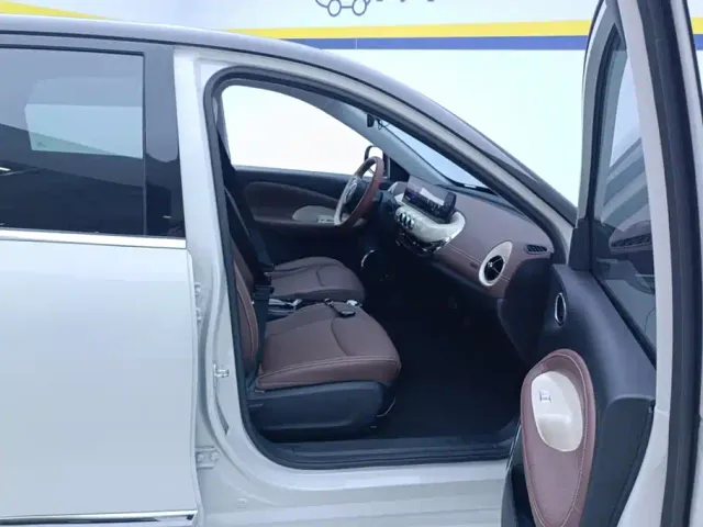 Wuling Bingo — Фото автомобиля 8