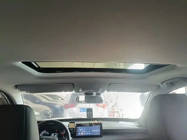Wuling Xingchi — Фото автомобиля 17