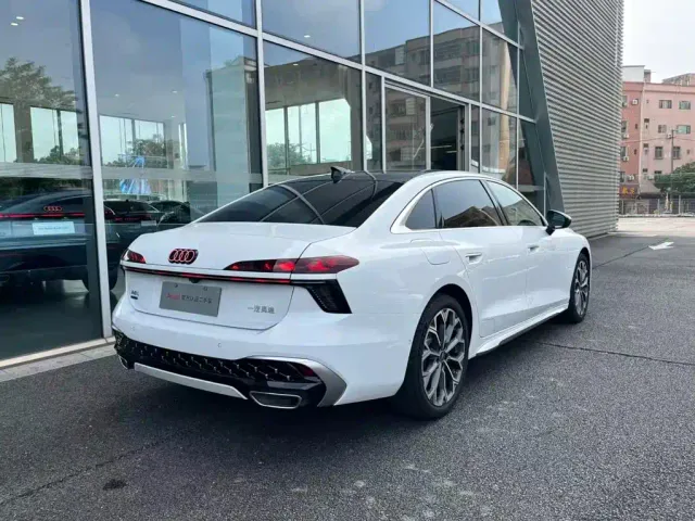 Audi A6L — Фото автомобиля 2