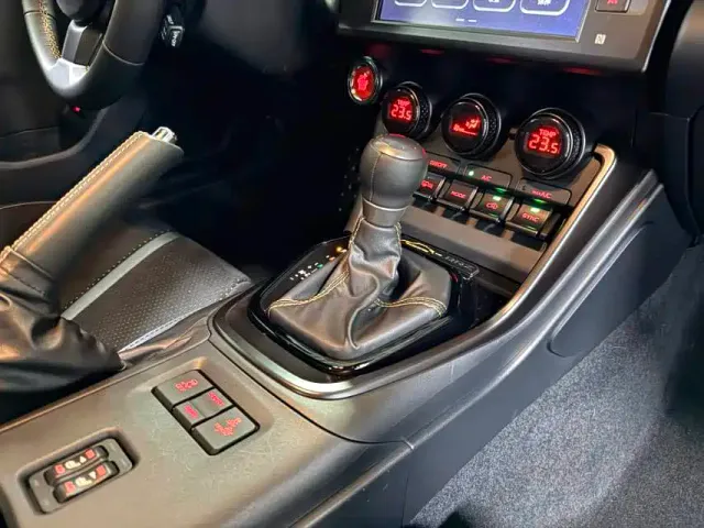 Subaru BRZ — Фото автомобиля 5