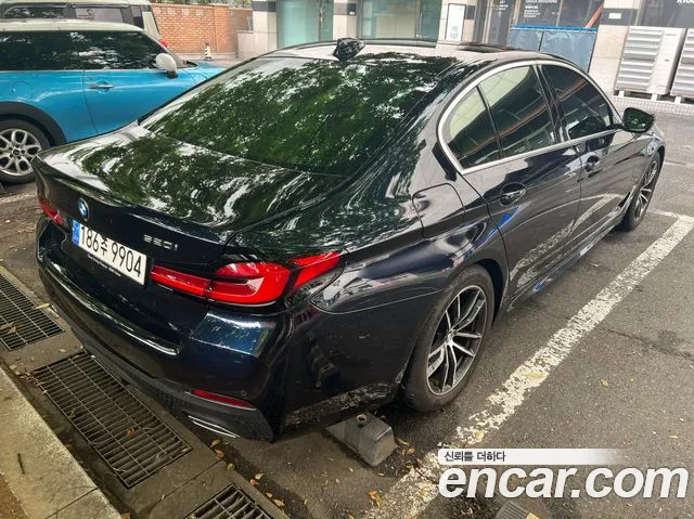 BMW 5-Series — Фото автомобиля 7