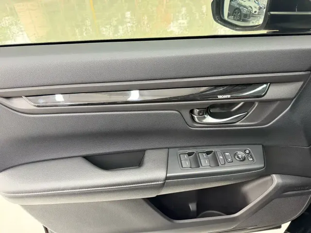 Honda CR-V — Фото автомобиля 10