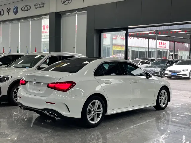 Mercedes-Benz A-Class — Фото автомобиля 16