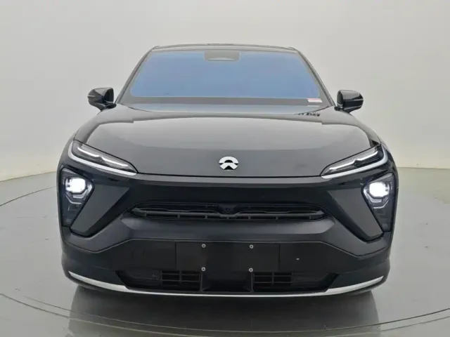 Nio EC6 — Фото автомобиля 2
