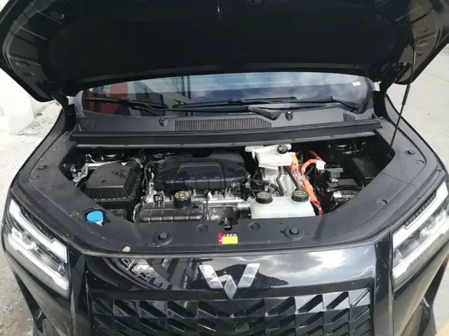 Wuling Starlight 730 — Фото автомобиля 19