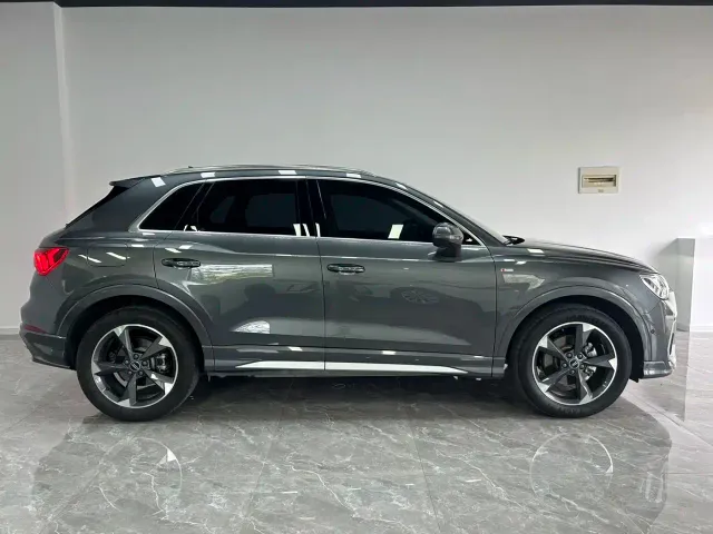 Audi Q3 — Фото автомобиля 3