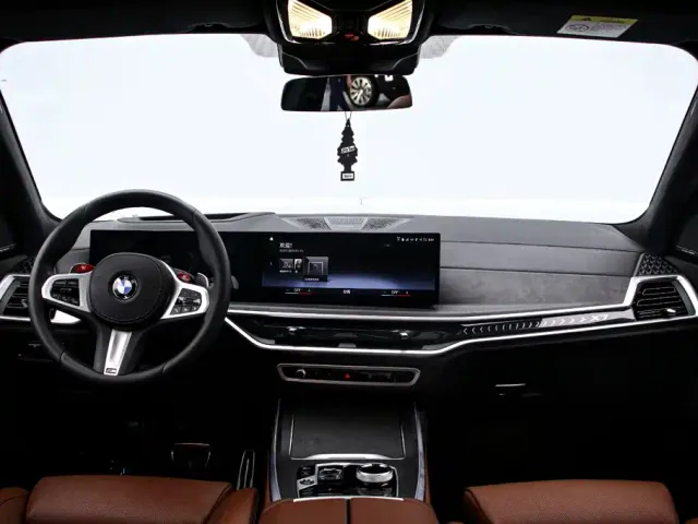 BMW X7 — Фото автомобиля 5