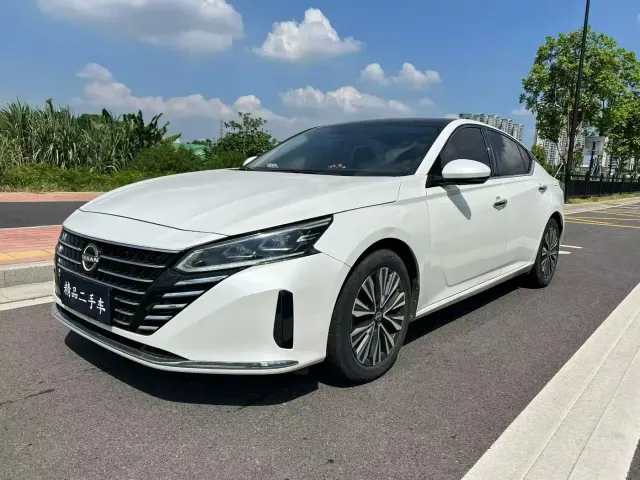 Фотография автомобиля — Nissan Teana
