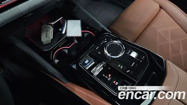 BMW i5 G60 — Фото автомобиля 9